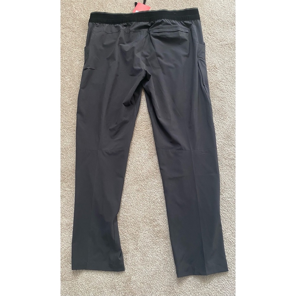 Men’s The North Face pants 38x32 NWT’s